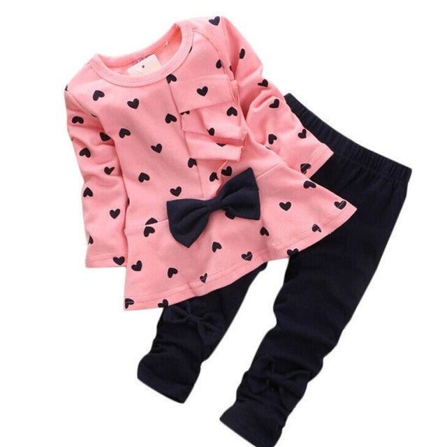 Baby Girls clothing Sets Heart-shaped Print Bow Cute 2PCS Kids Set T shirt + Pants Love Bowknot Girls Clothing Set